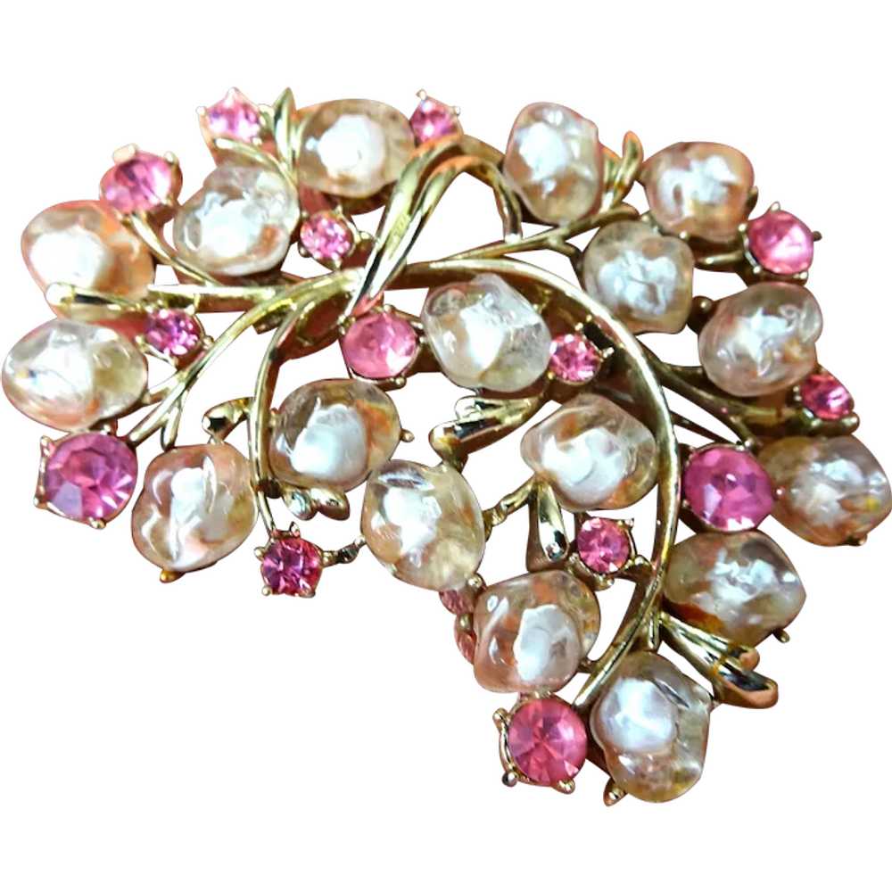 FABULOUS Vintage Coro Pin, Sparkling Pink Rhinest… - image 1