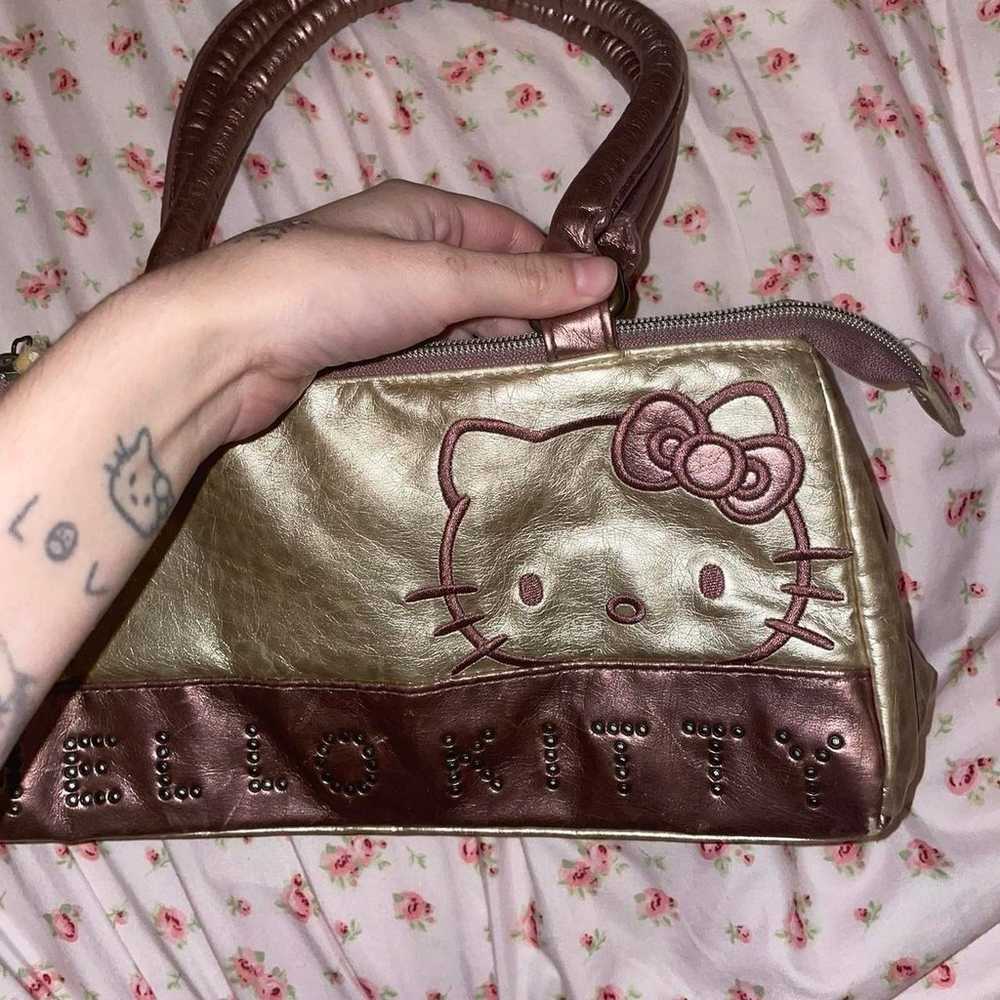 Hello kitty purse - image 3
