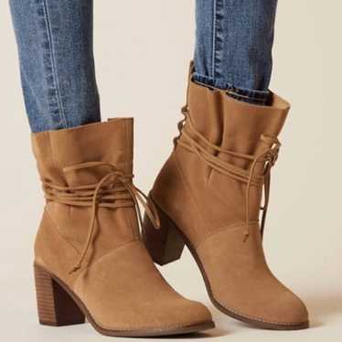 TOMS Suede Mila Boots.