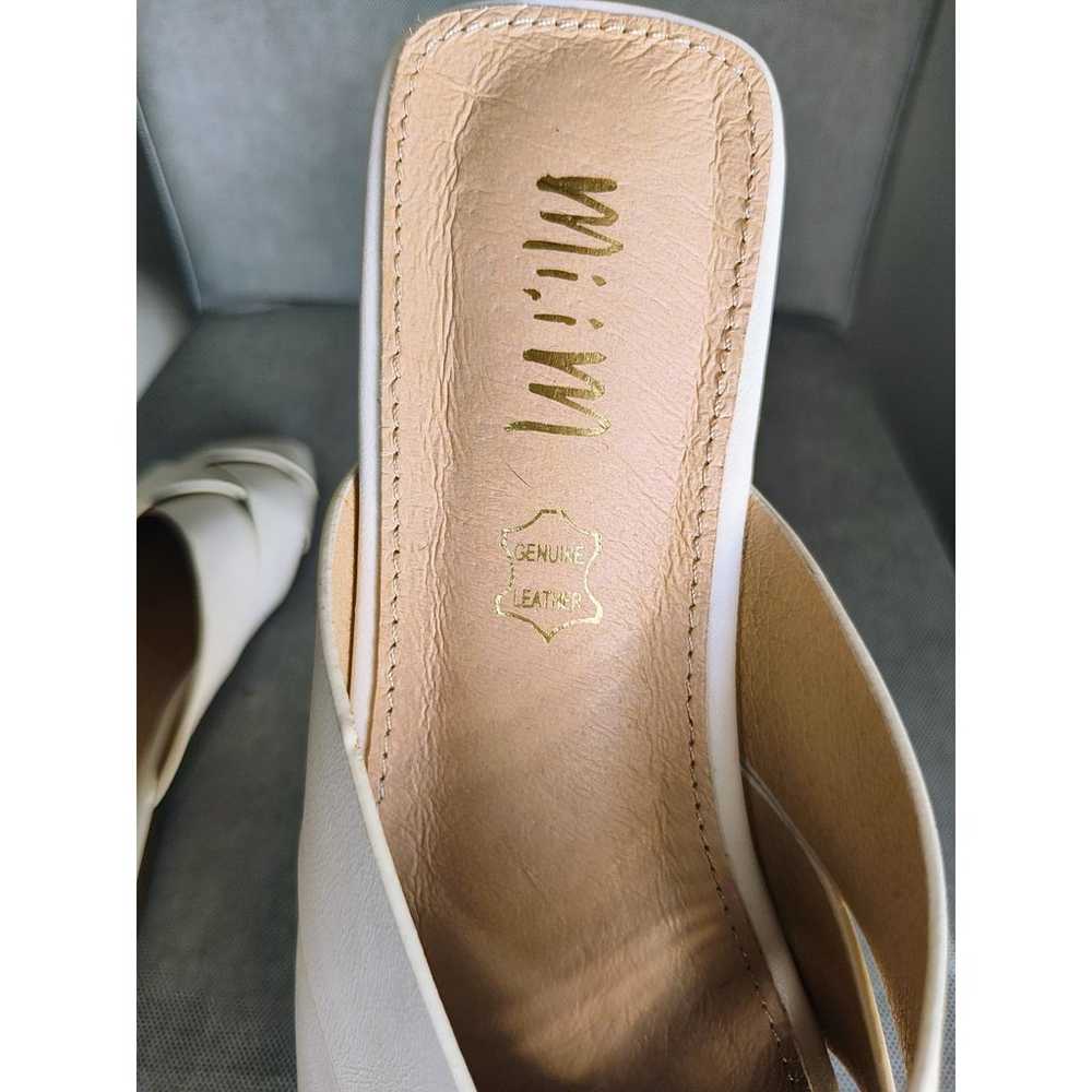 Mi iM Women's Leather Ivory Flats Excellent condi… - image 6