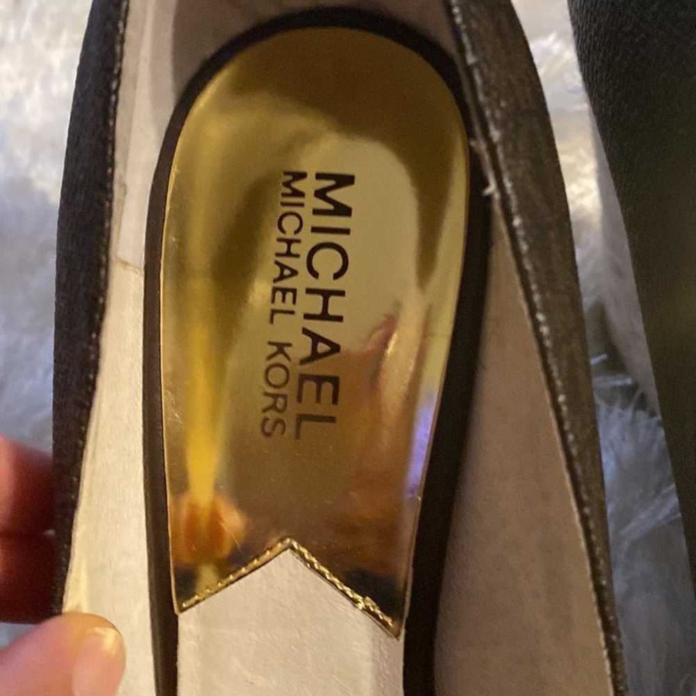 Michael Kors MK Logo Peep Toe, Size 10 - image 6
