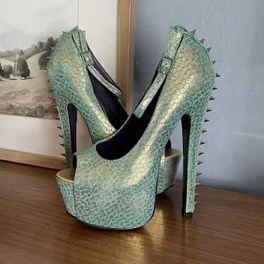 London Trash Citro Metallic Studded Spikes Leathe… - image 1