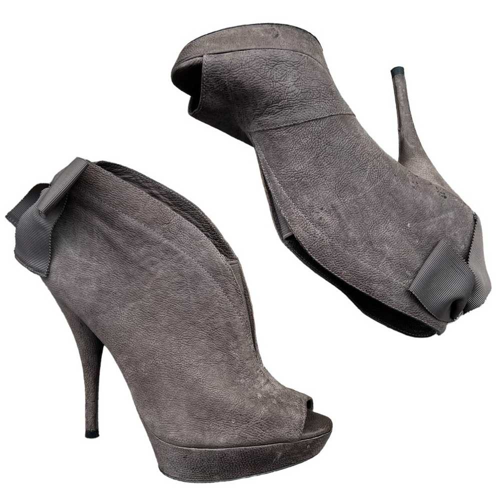 Vera Wang Royce Leather Bow Heel Peep Toe Booties… - image 2