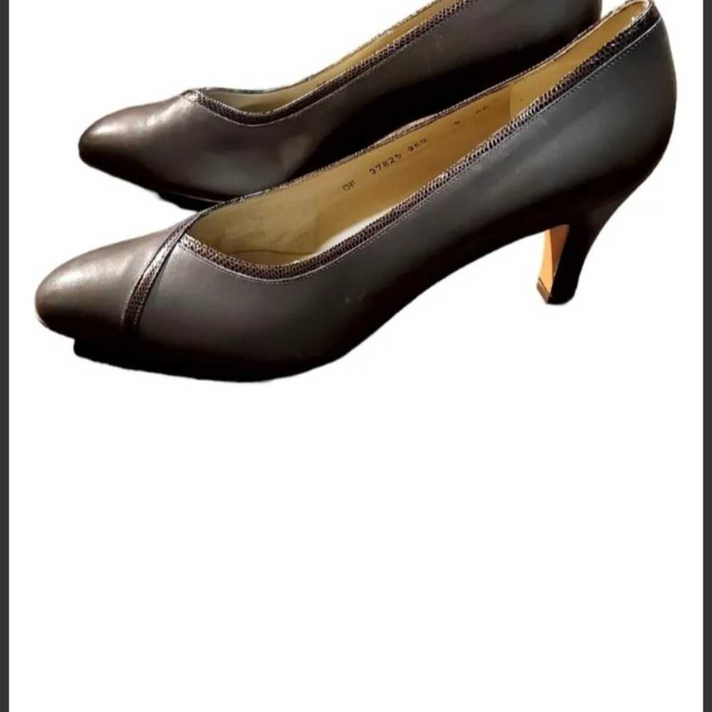 Salvatore Ferragamo Florence Shoes 9 Brown Pointe… - image 1