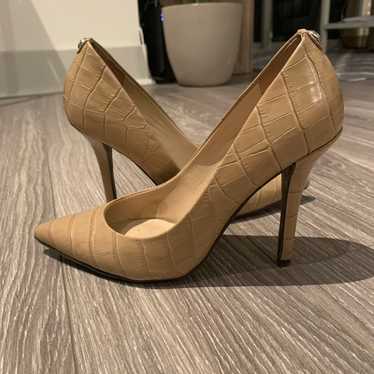 GUESS Nude Leather Pumps