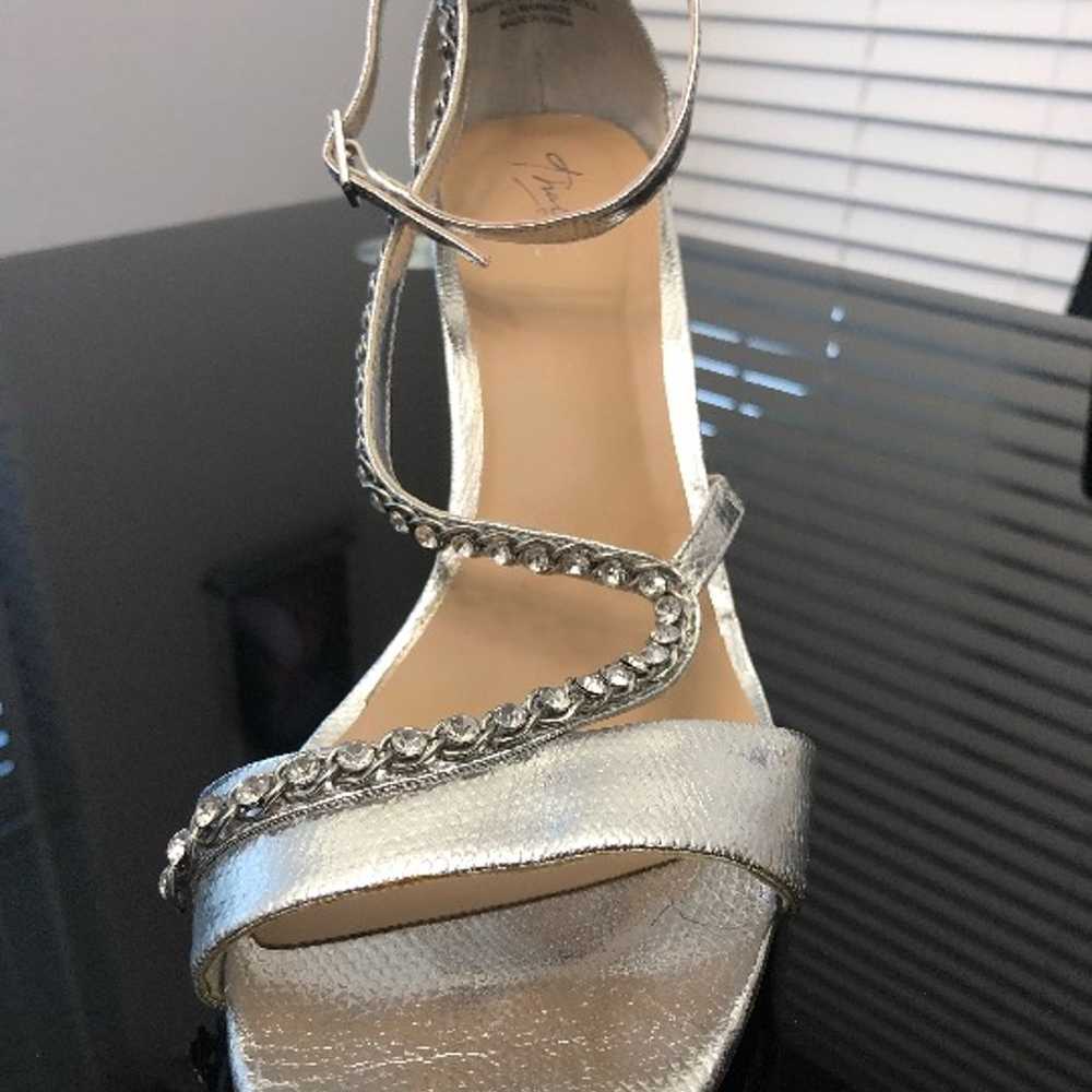 silver hight heels ankle strap size 10 - image 6