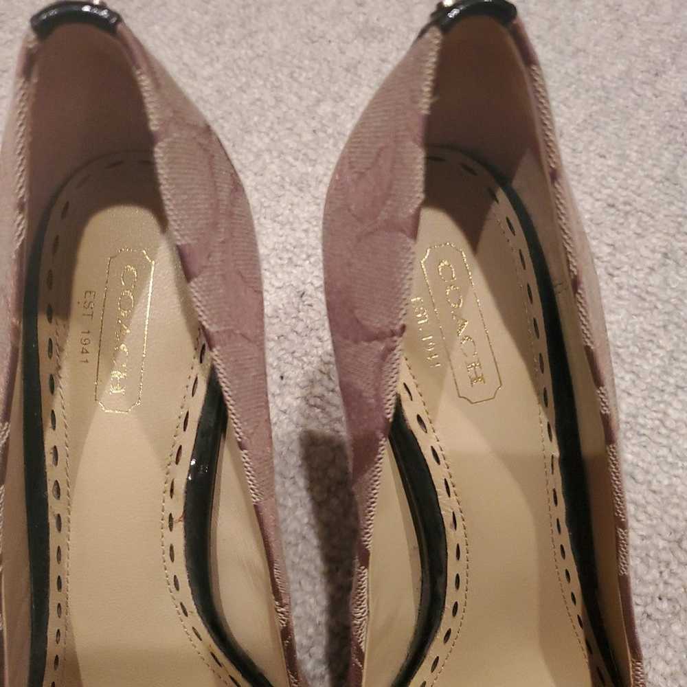 Coach size 8 Pumps - image 7