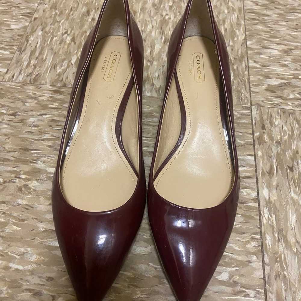 Coach pumps - image 1