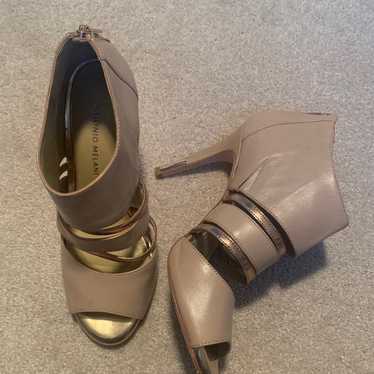 Antonio Melani Alitah heels. Size 9 Medium - image 1