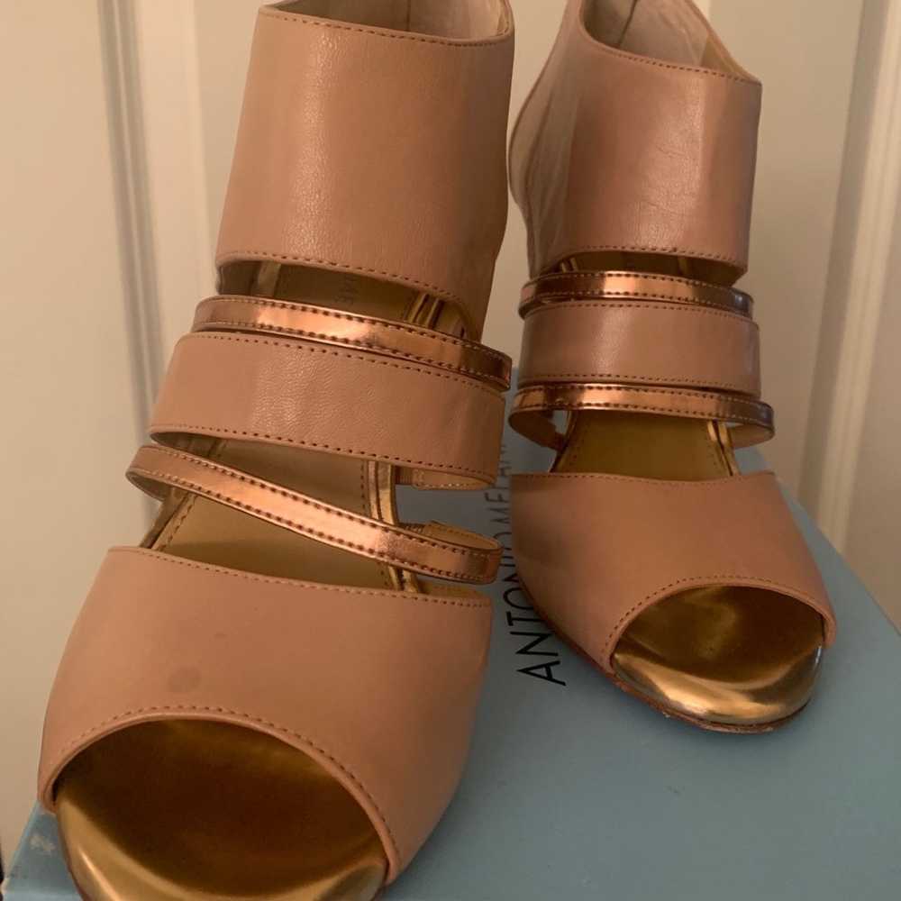 Antonio Melani Alitah heels. Size 9 Medium - image 6