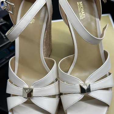 Michael kors size US 10M