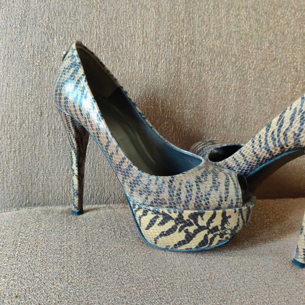 Stuart Weitzman Python Print Peep Toe Pu - image 3