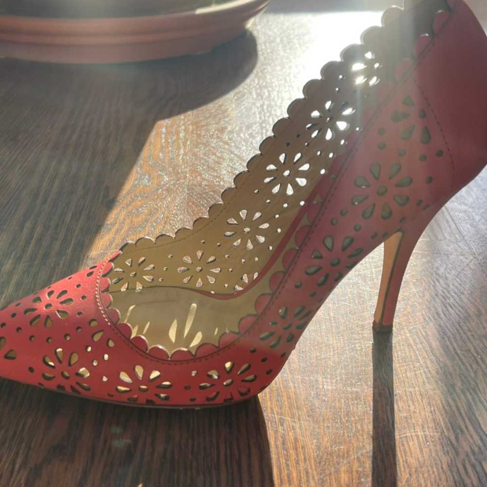 Kate Spde Laser Cut heels in Coral, size 8 - image 5