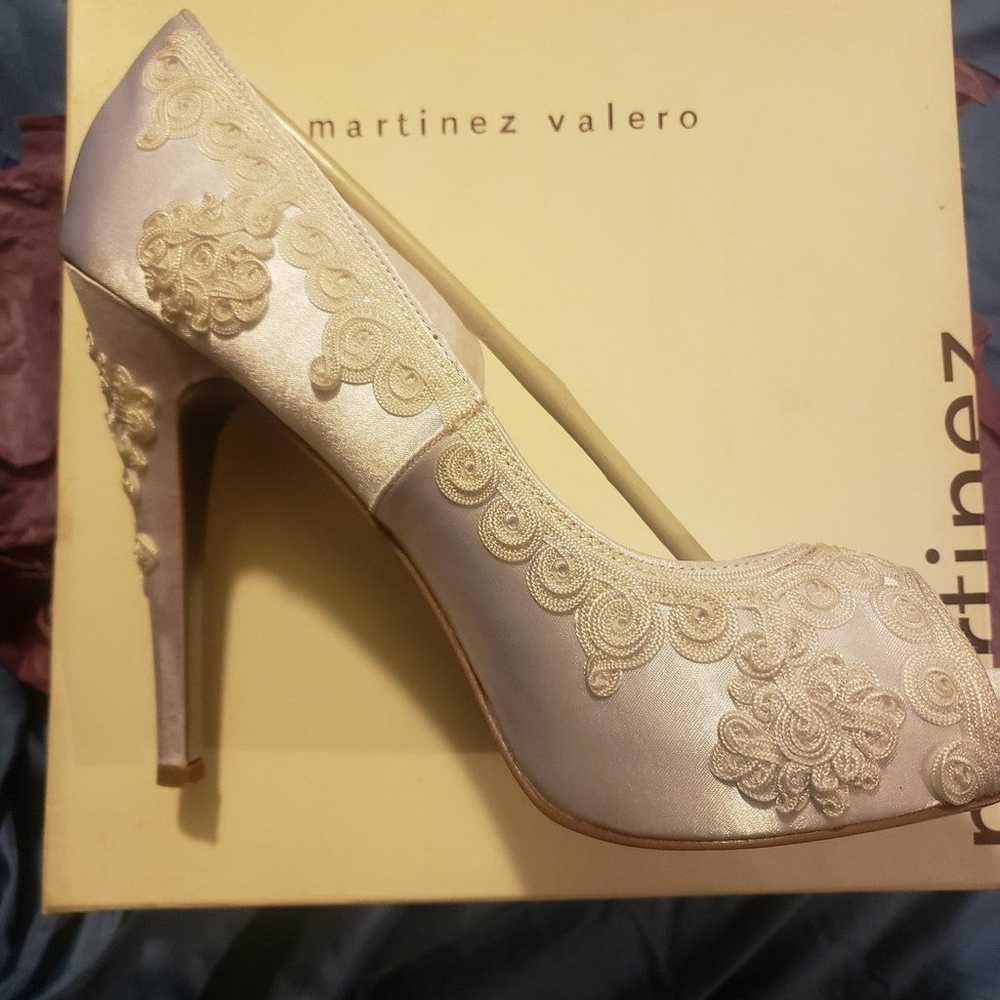 Martinez valero white satin wedding heels - image 2