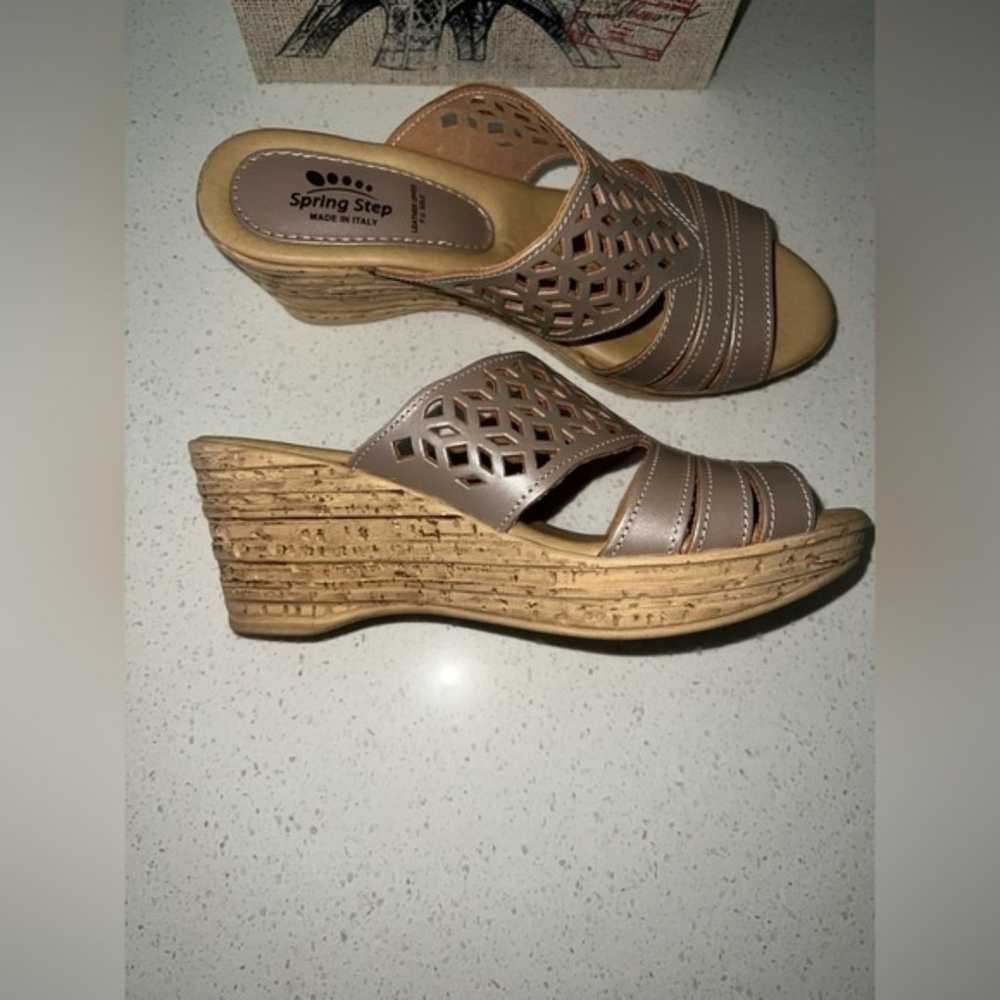 SPRING STEP VINO GOLD sandals size 7 - image 4