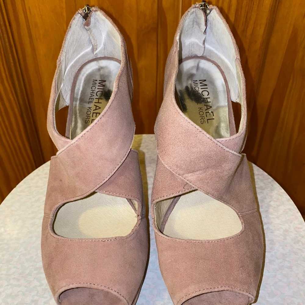 $165 MK suede platform pink heels 6 - image 2