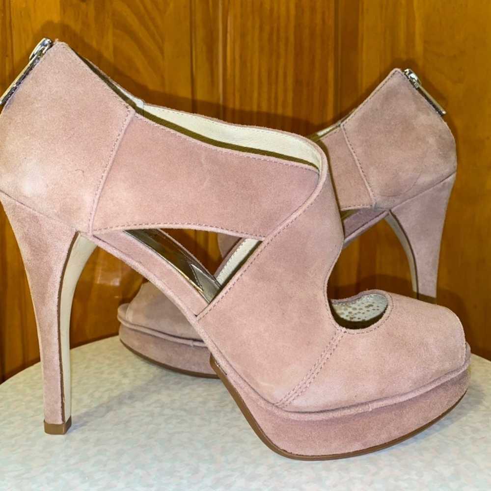 $165 MK suede platform pink heels 6 - image 5