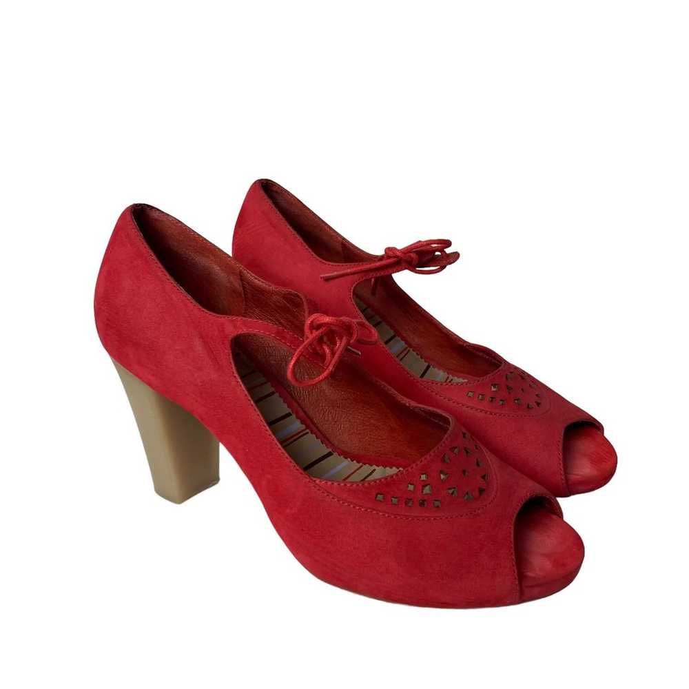 Camper women’s heels red suede pumps size 7 - image 1