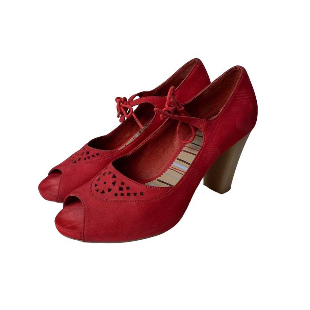 Camper women’s heels red suede pumps size 7 - image 3