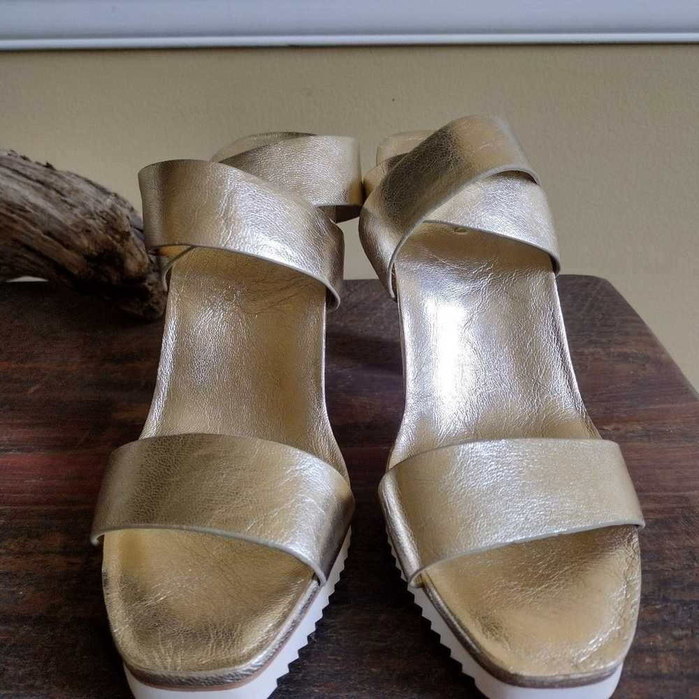 Halston Heritage Nala Gold Heels Size 8.5 - image 4