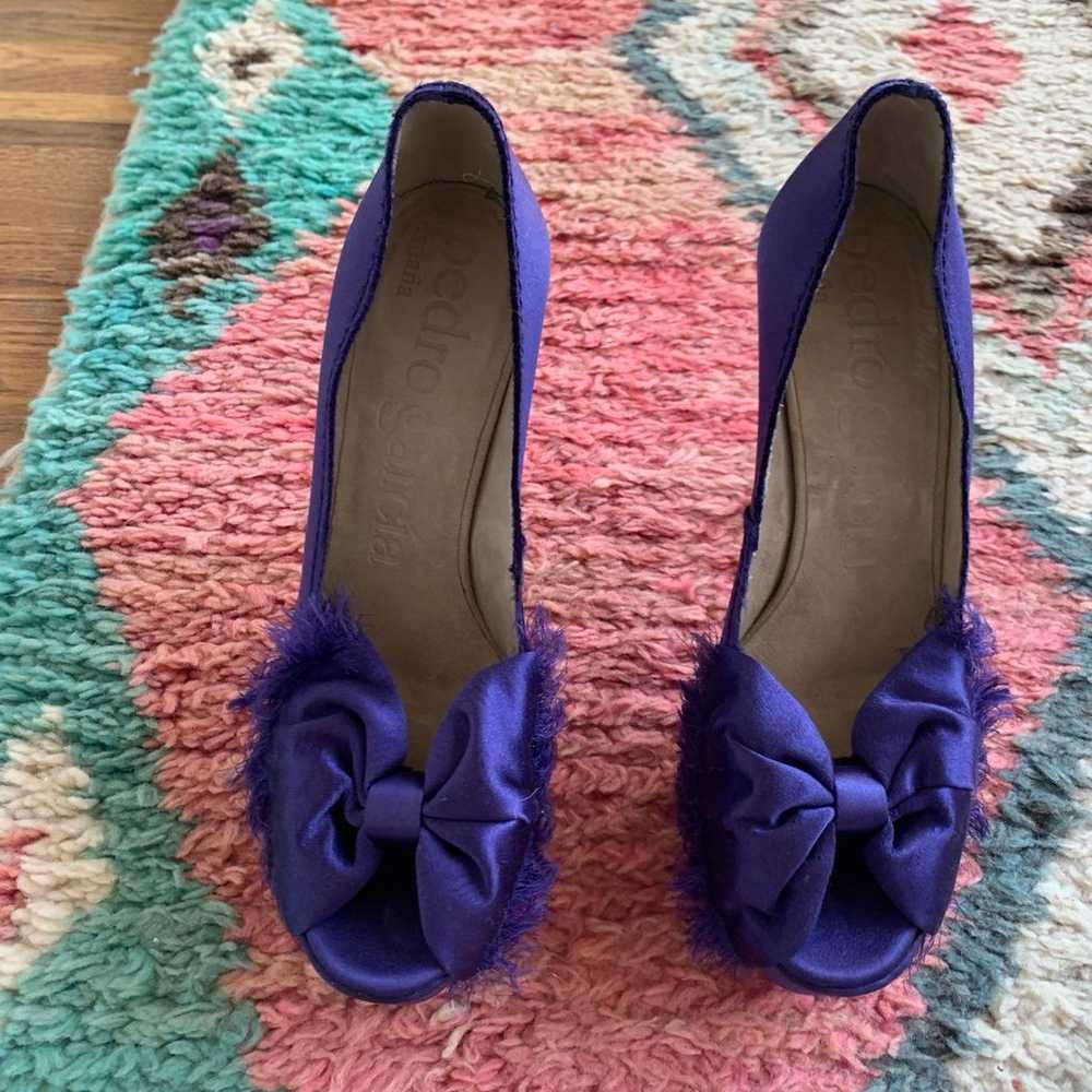 Purple silk Pedro Garcia open toe high heels pump… - image 1