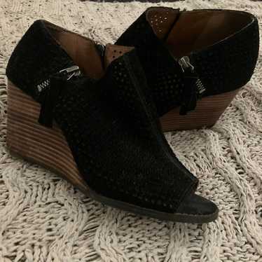 Lucky Brand espadrille wedge shoes