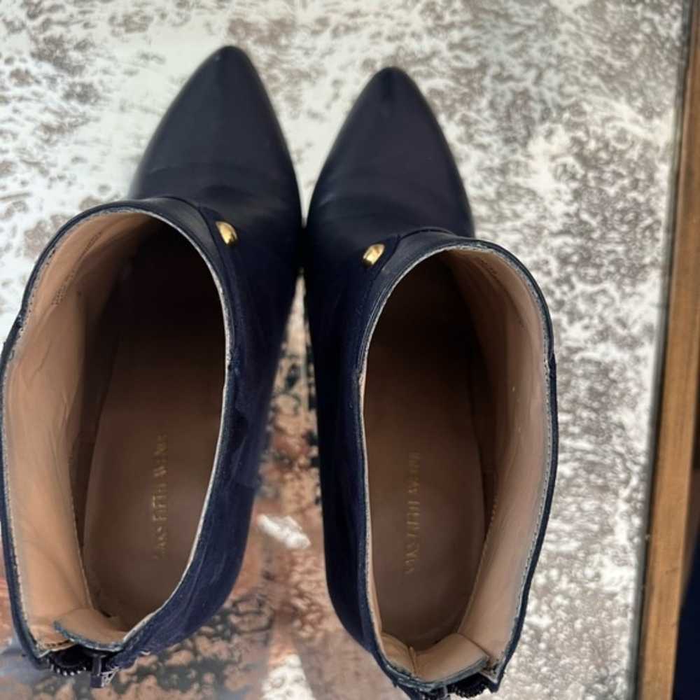 Women’s Designer Saks Fifth Avenue Blue Leather S… - image 5