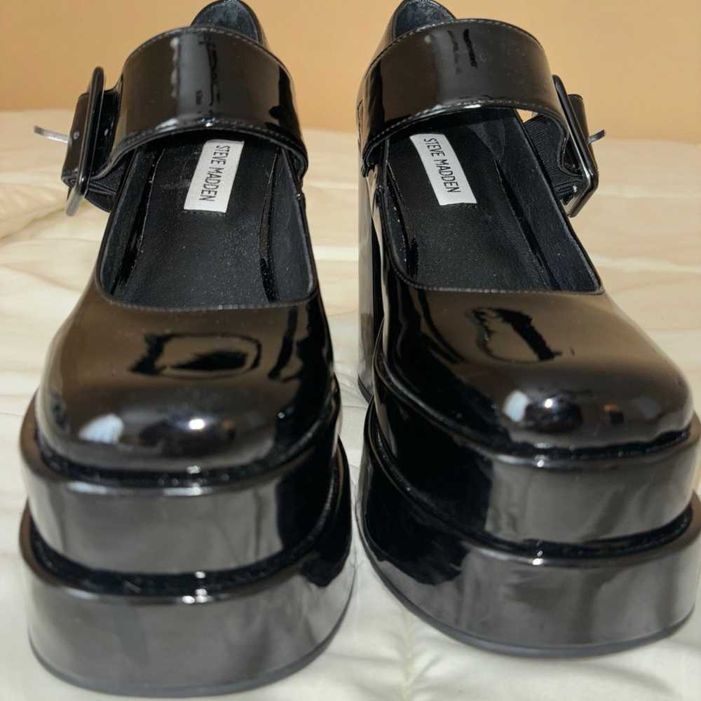Platform platform heels retro shoes Steven Madden… - image 2