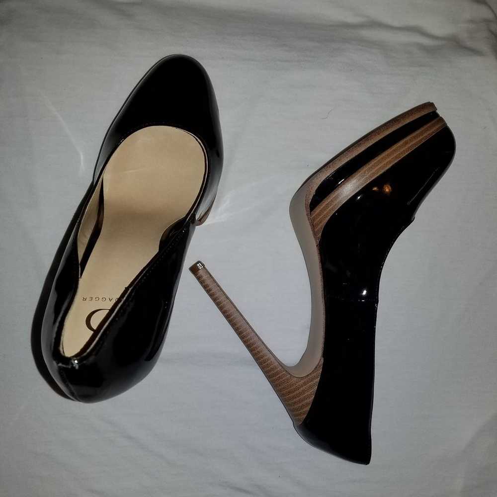 high heels - image 1