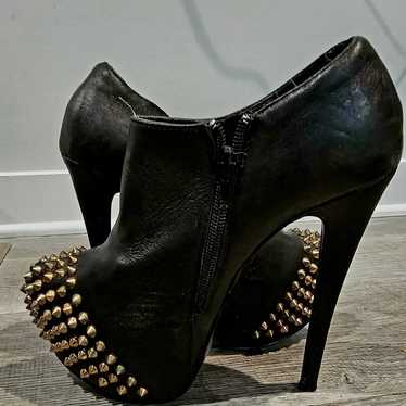 Woman Steve Madden Black Studded Boots - image 1