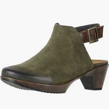 NEW Naot | Women's Clogs Upgrade Oily Olive Suede/