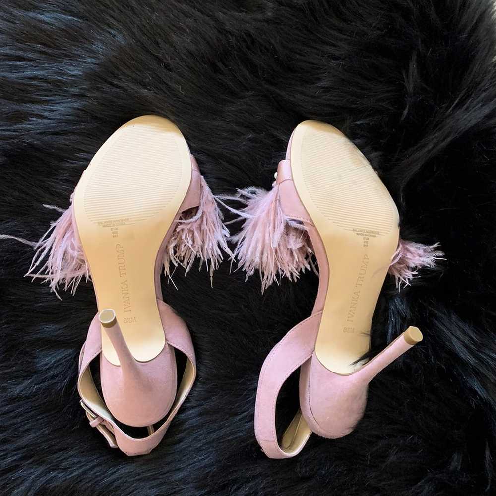 New 8.5 Pink Ivanka Trump Feather Heels - image 3