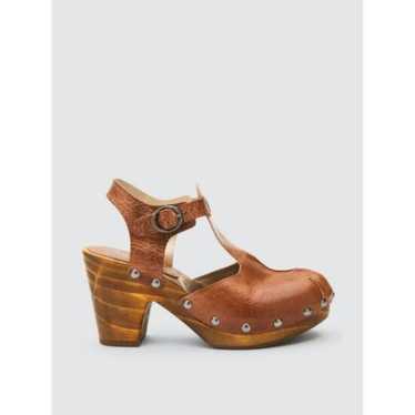 Matisse 'Colby' Slingback Clogs - image 1