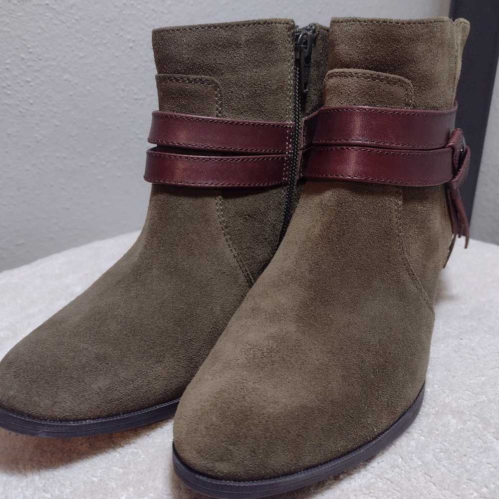 New Alex Marie Loucka Suede Ankle Boots w/Tassels… - image 2