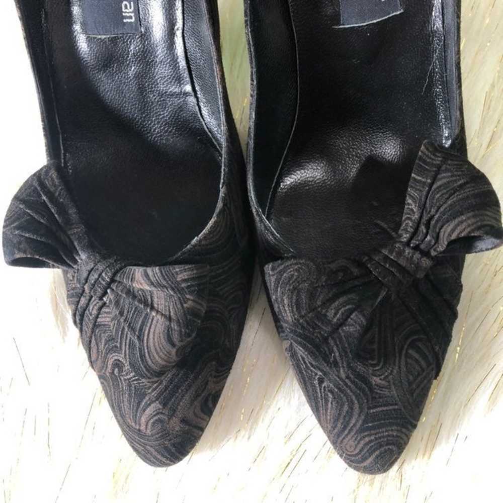 Stuart Weitzman Size 8.5 Vintage Bow Pum - image 5