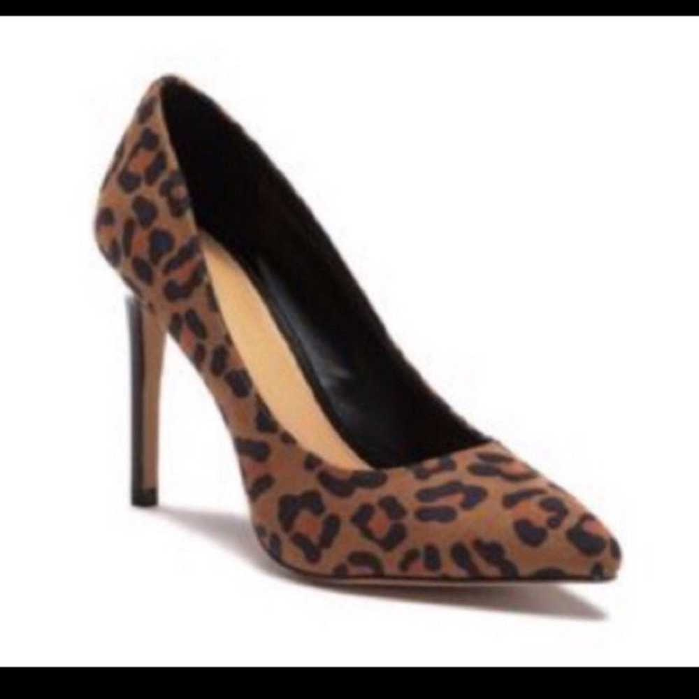 BCBG Sexy Leopard Stiletto Pumps 9M - image 3