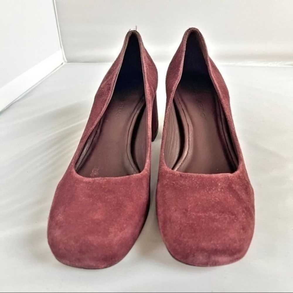 Bernardo chunky heels maroon suede size 8 - image 2