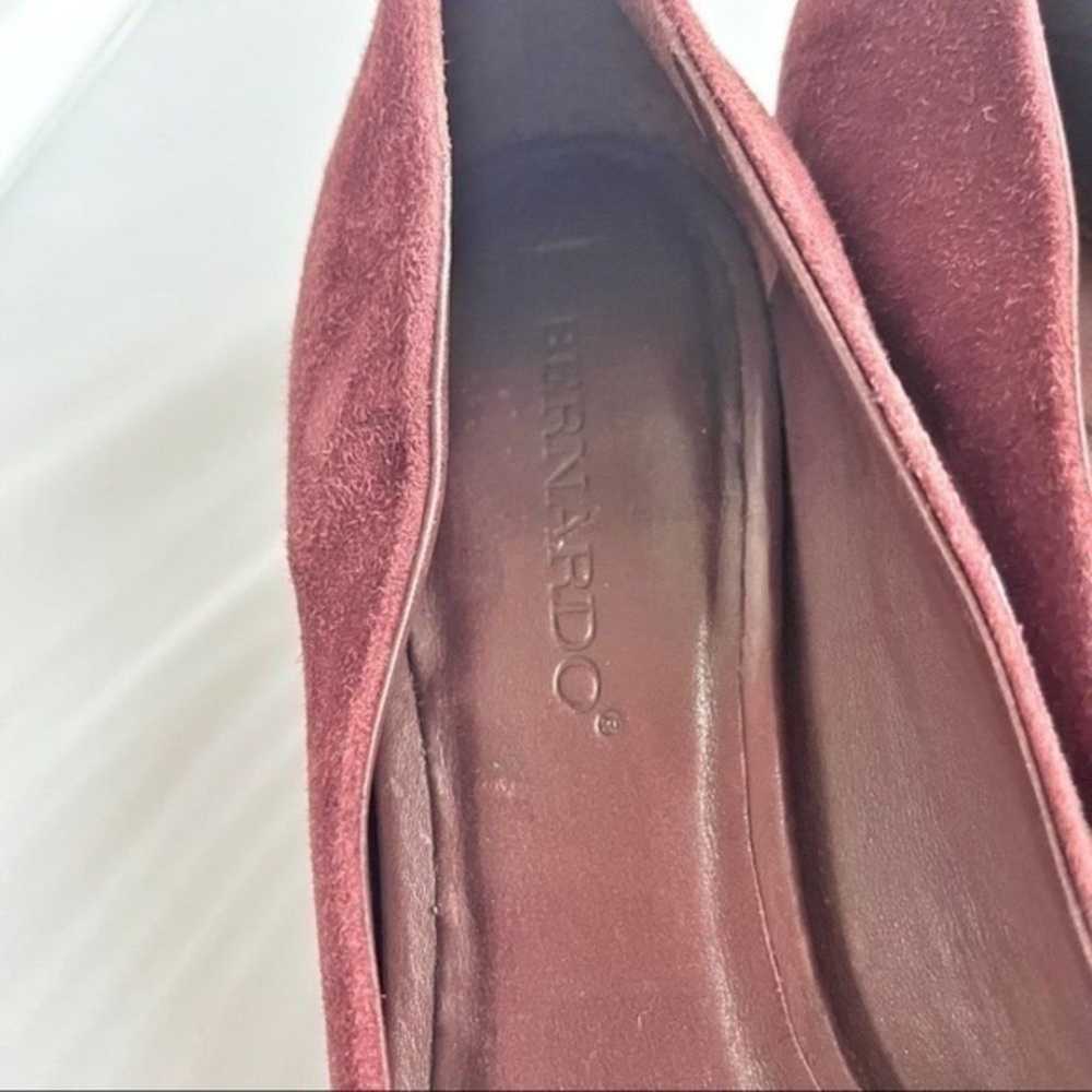 Bernardo chunky heels maroon suede size 8 - image 5