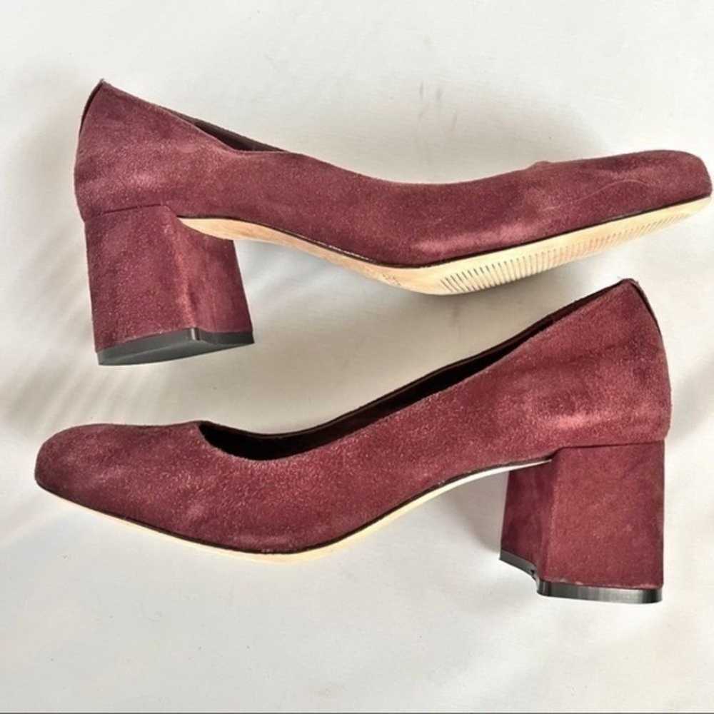 Bernardo chunky heels maroon suede size 8 - image 8