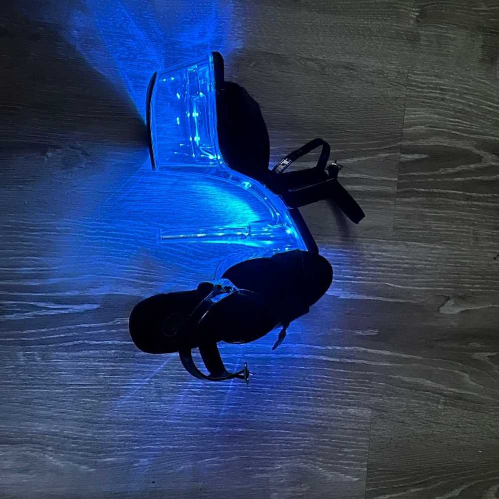 SIZE 9 LIGHT UP PLEASERS - image 3