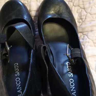 Leather heeled shoes - image 1
