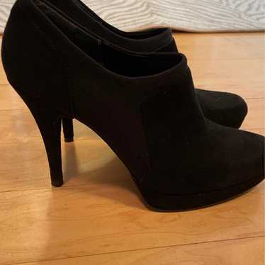 Stuart Weitzman pumps - image 1