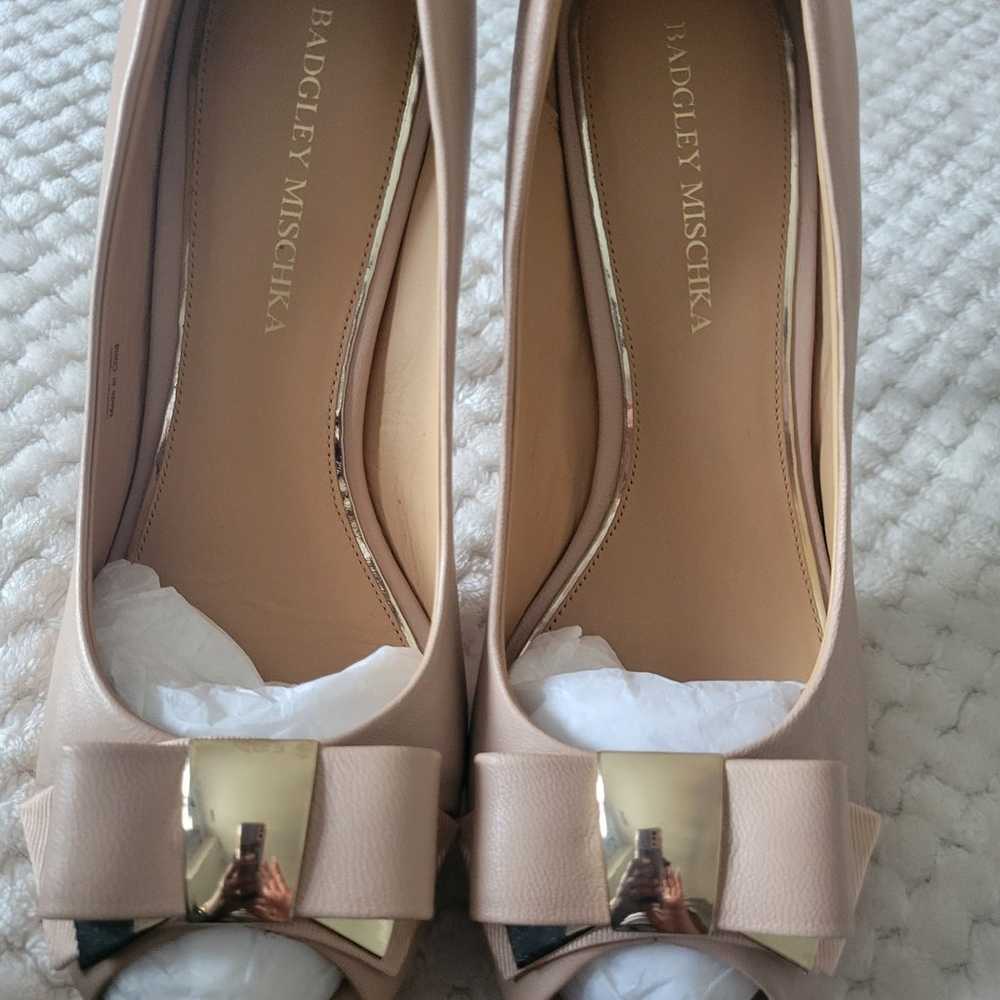 Selling My BADGLEY MISCHKA HEELS SIZE 9. Only had… - image 2