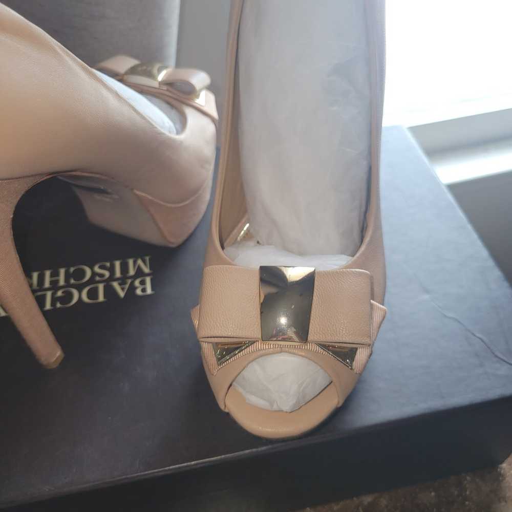 Selling My BADGLEY MISCHKA HEELS SIZE 9. Only had… - image 3