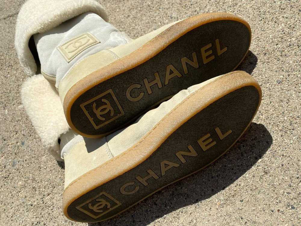 Chanel Chanel 2008 AW CC Logo Shearling Suede Cal… - image 4