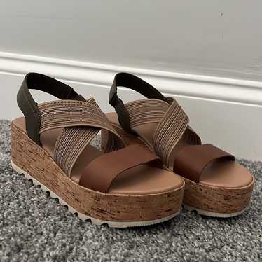 Sorel cameron flatform wedge