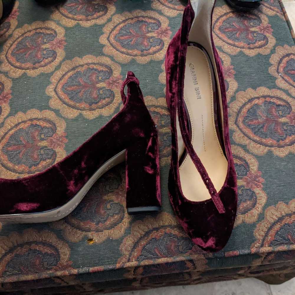 Gianni Bini red velvet heels - image 1