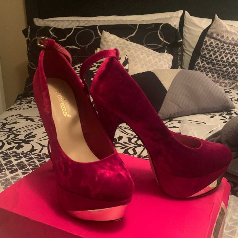 heels size 10 suede shoedazzle - image 2