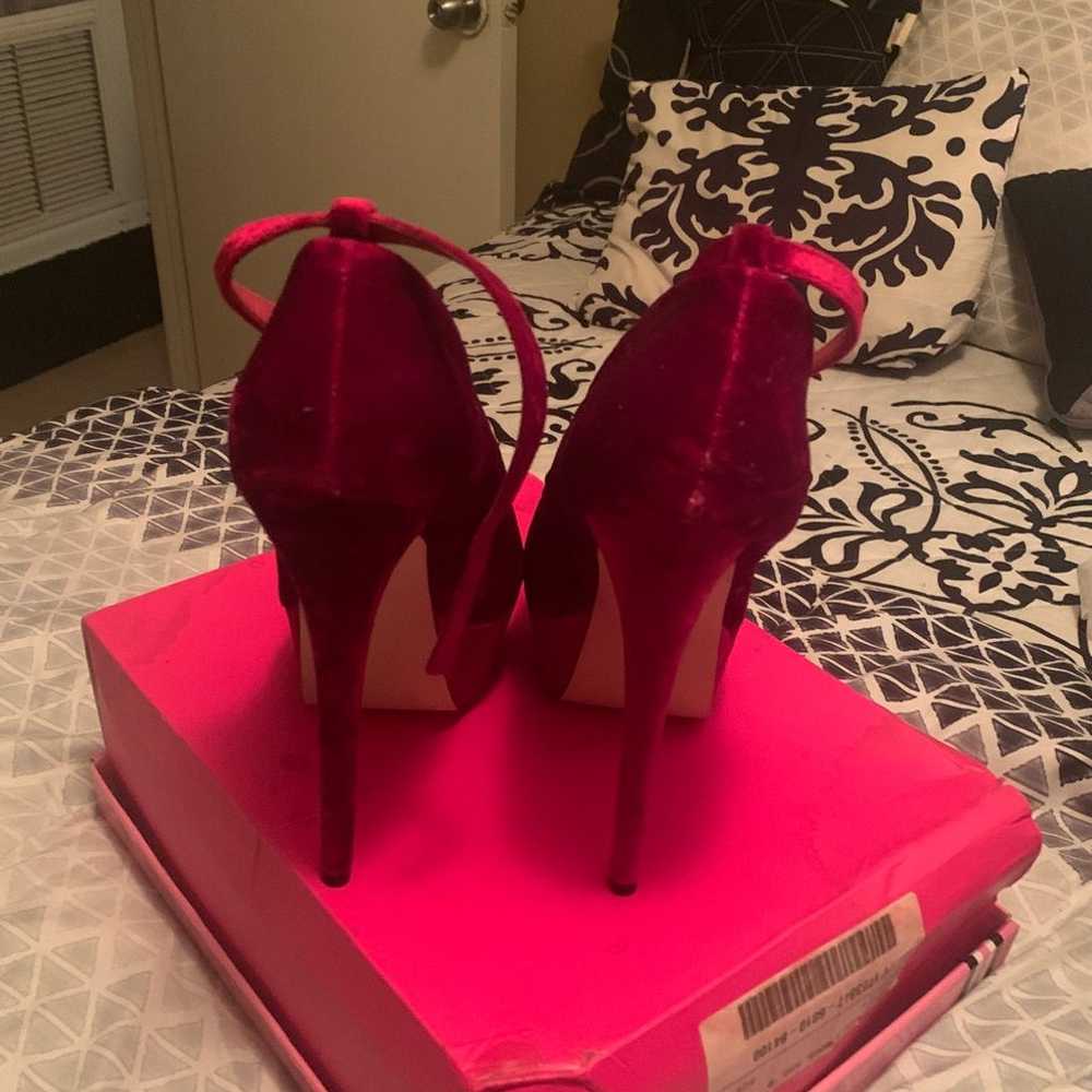 heels size 10 suede shoedazzle - image 3