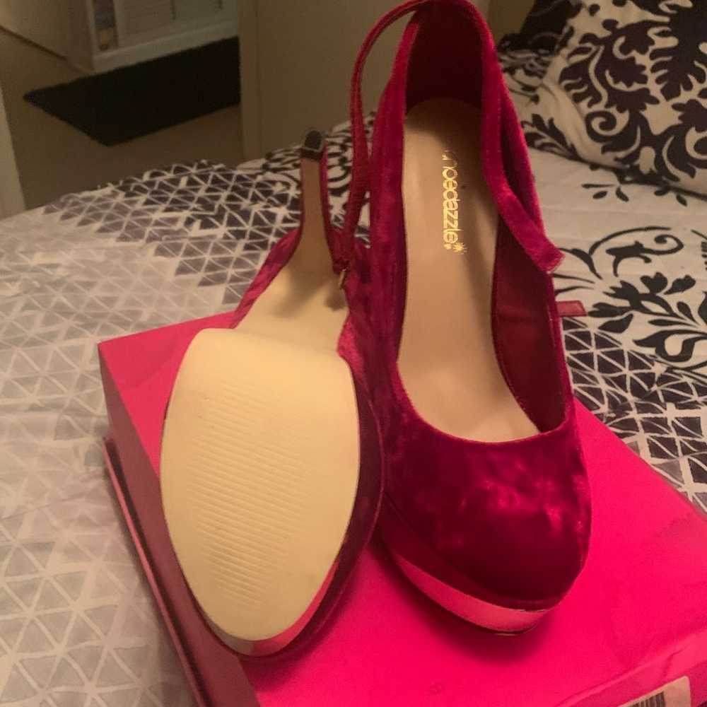 heels size 10 suede shoedazzle - image 4